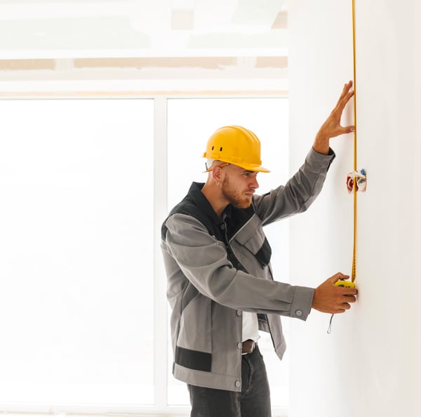 as-medidas-minimas-legais-e-funcionais-para-instalar-escadas-interiores